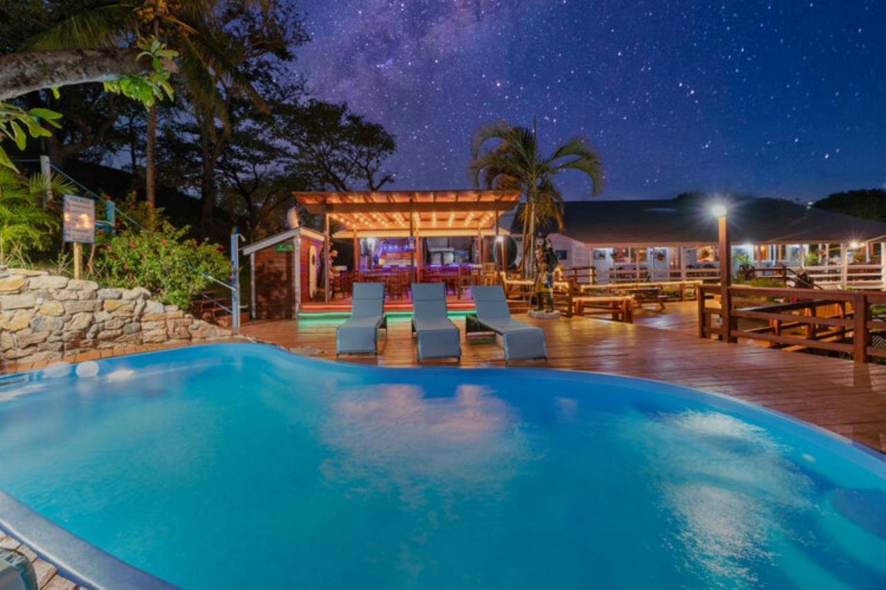 Hotel And Dive Center Roatan Yacht Club French Harbour Exterior foto