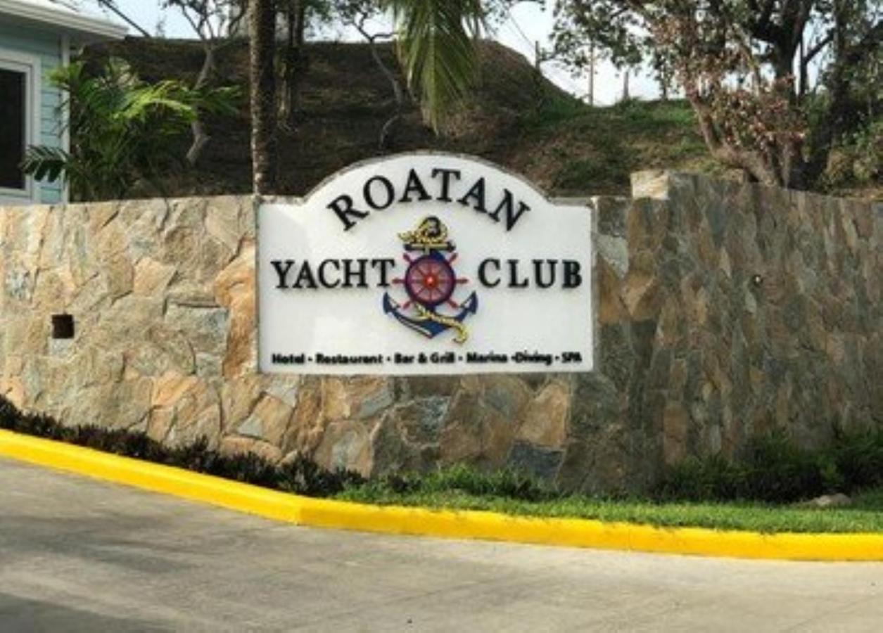 Hotel And Dive Center Roatan Yacht Club French Harbour Exterior foto