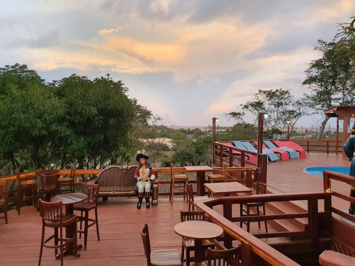 Hotel And Dive Center Roatan Yacht Club French Harbour Exterior foto